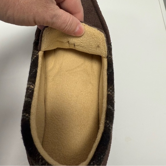 Totes Toasties Mens Slippers US 11-12 XL Chocolate Brown Memory Foam Loafer NEW - Picture 9 of 11